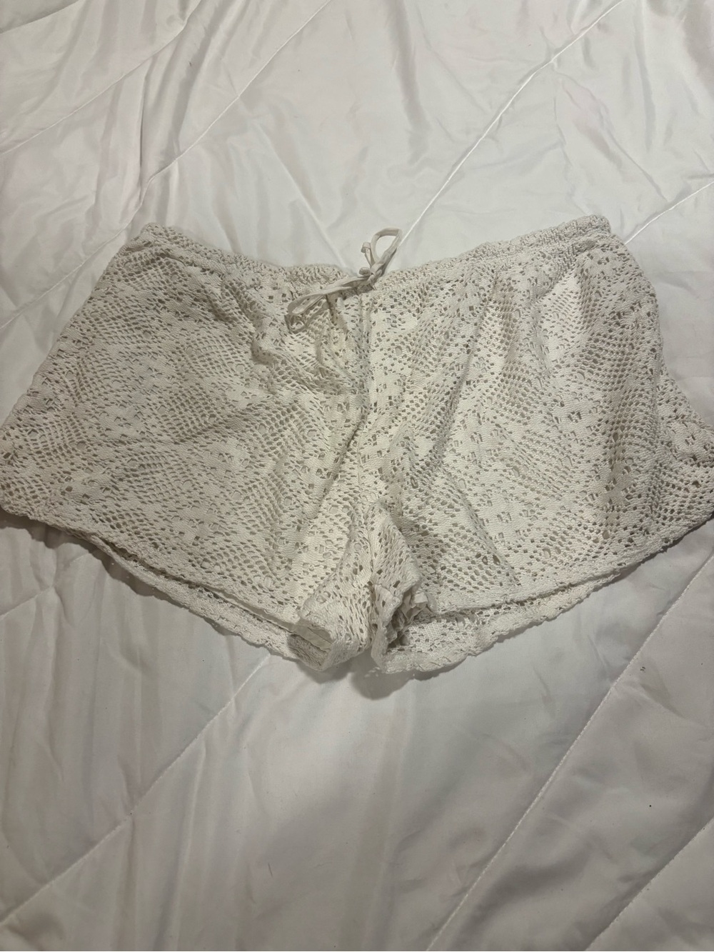 No Boundaries White Crochet Lace Drawstring Shorts XXL